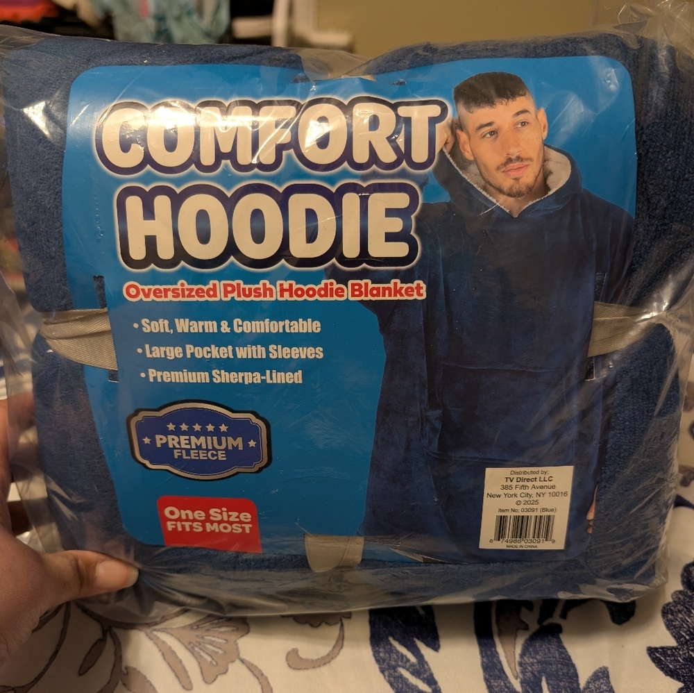 Oversized Plush Hoodie Blanket - Blue